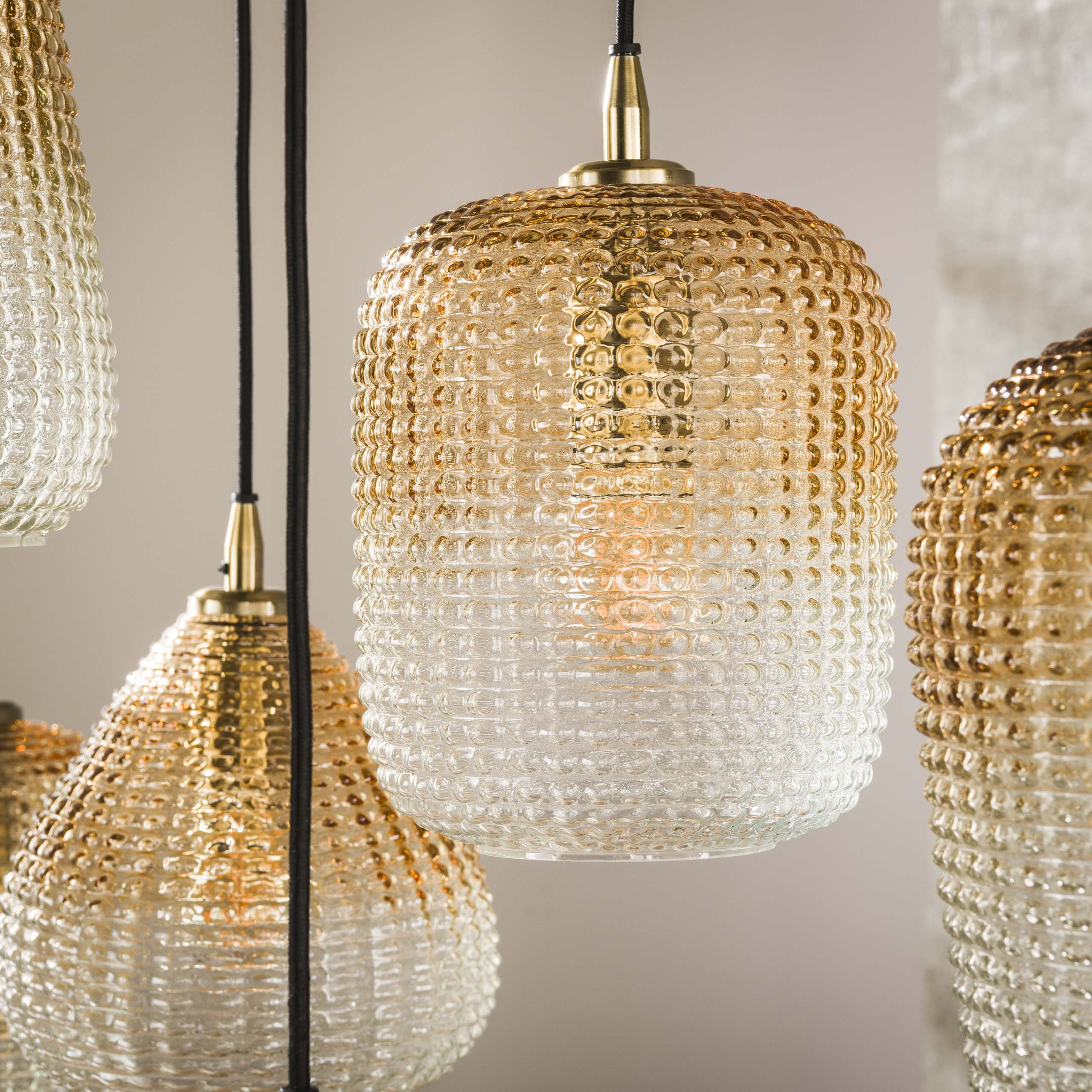 Lampe suspendue motif 5+4 points / Verre ambré