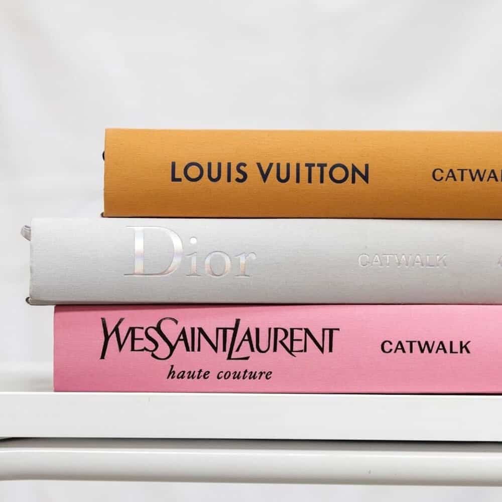 Défilé Yves Saint Laurent - Fashionbook