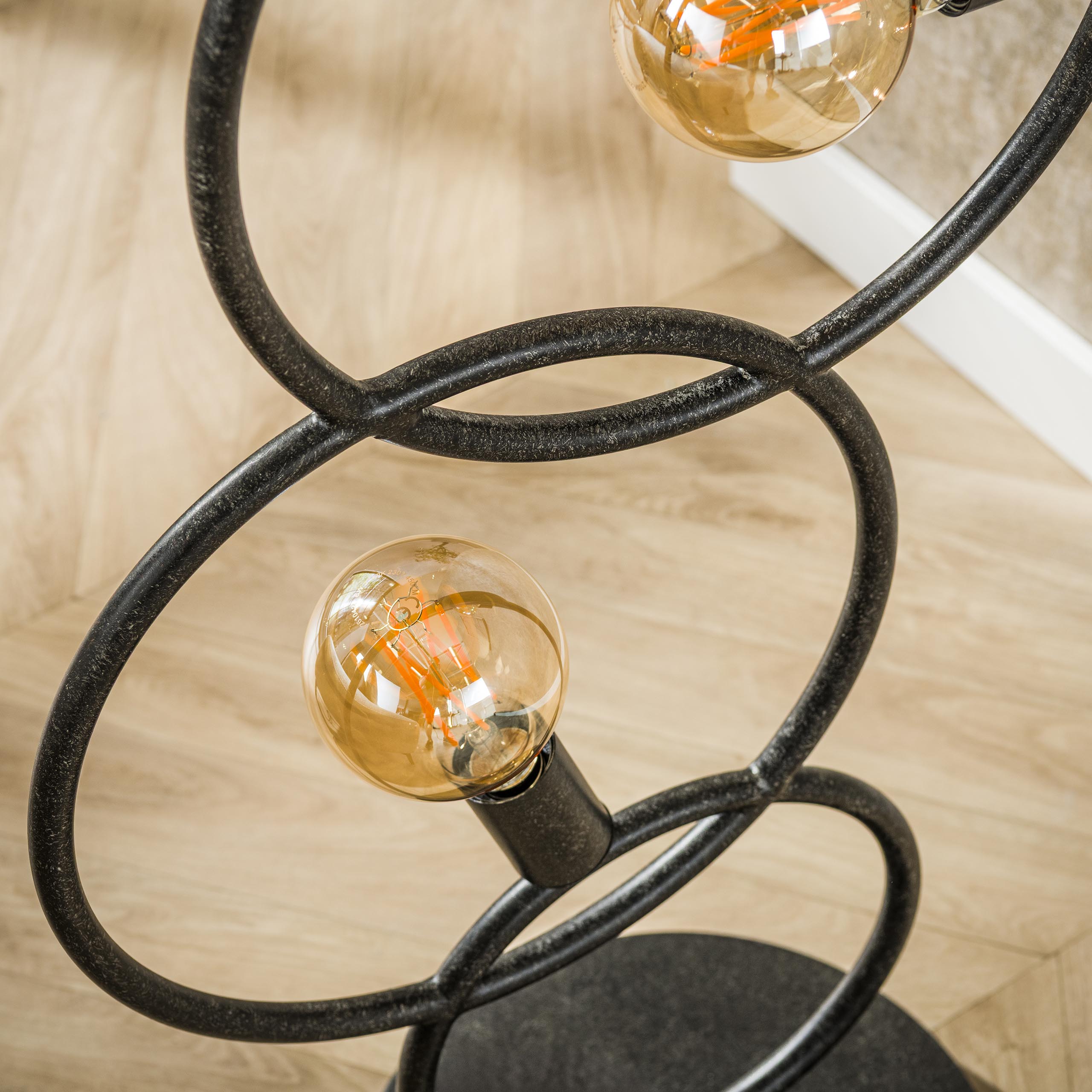 Lampadaire Loop 3 lumières Artic noir
