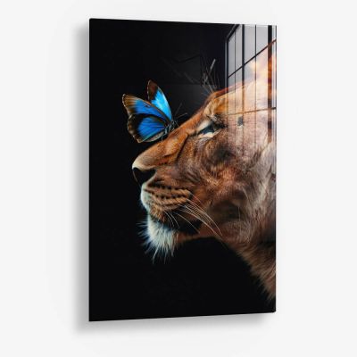 Butterfly Lioness – Verre